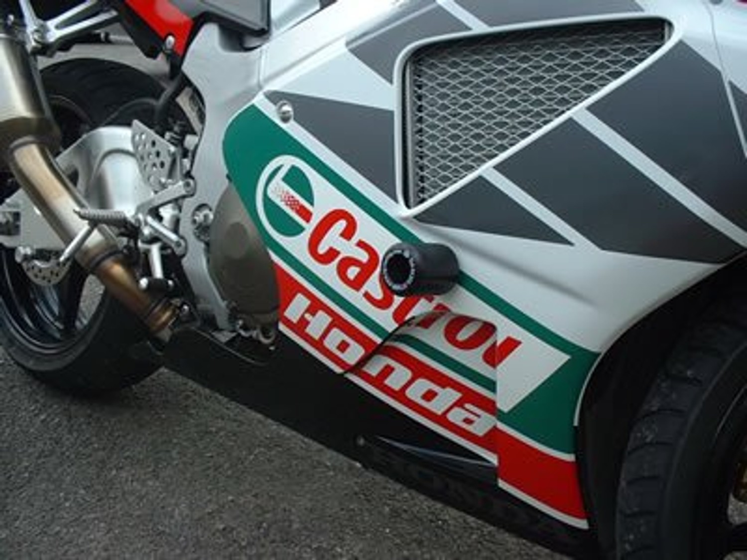 R&G Racing Crash Protector for Honda VTR1000SP2 '97-'07 R&G Racing Crash Protector for Honda VTR1000SP2 '97-'07